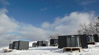 Ursa Mica Glamping Resort