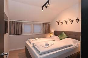 Penthouse Lake Mountains View Terrace Aircon