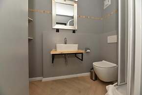 Penthouse Lake Mountains View Terrace Aircon