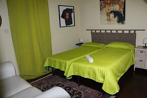B&B ROSSIEROSSI