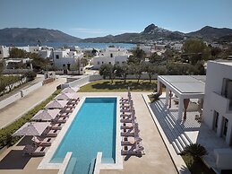 Tzanis Resort