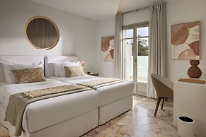 Tzanis Resort