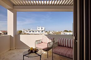 Tzanis Resort
