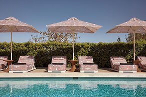 Tzanis Resort
