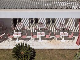 Tzanis Resort