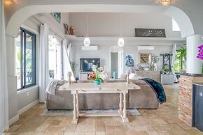 Kairos Villa - Luxury Ocean Front