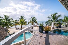 Kairos Villa - Luxury Ocean Front