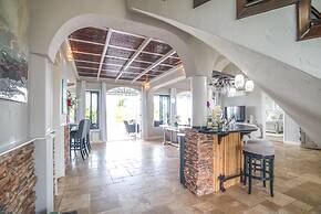 Kairos Villa - Luxury Ocean Front