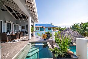 Kairos Villa - Luxury Ocean Front