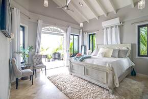 Kairos Villa - Luxury Ocean Front