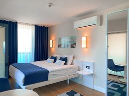 Seaside VIP40