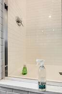 Long Term Rental: 3BR/2BA River West Condo by AllSet Turnover