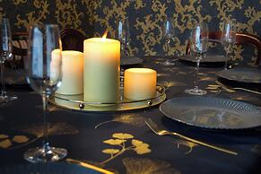 Luxury 9 Bed Manor House Hot Tub Cinema Room Skytv