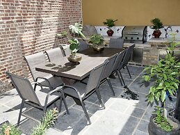 Luxury 9 Bed Manor House Hot Tub Cinema Room Skytv