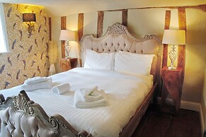 Luxury 9 Bed Manor House Hot Tub Cinema Room Skytv