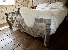 Luxury 9 Bed Manor House Hot Tub Cinema Room Skytv