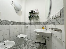 Large, Authentic 2-bed Apartment, Panoramic Views