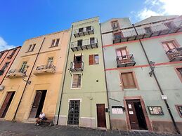 Large, Authentic 2-bed Apartment, Panoramic Views