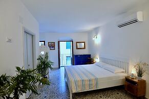 Large, Authentic 2-bed Apartment, Panoramic Views