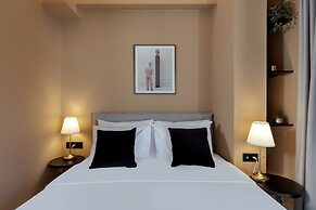 Clyde Athens by Nin&Bau