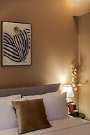 Clyde Athens by Nin&Bau