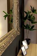 Clyde Athens by Nin&Bau