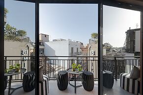 Clyde Athens by Nin&Bau