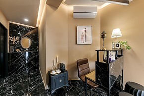 Clyde Athens by Nin&Bau