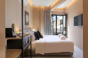 Clyde Athens by Nin&Bau