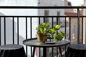 Clyde Athens by Nin&Bau