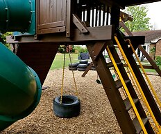 Deluxe 4/5 Bed Hot Tub Cinema Room 15