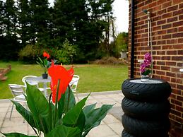 Deluxe 4/5 Bed Hot Tub Cinema Room 15