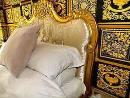 Deluxe 4/5 Bed Hot Tub Cinema Room 15