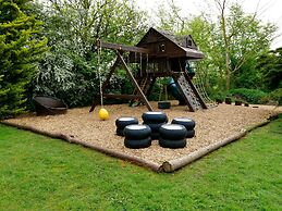 Deluxe 4/5 Bed Hot Tub Cinema Room 15