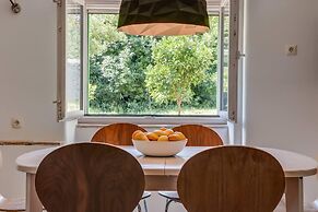 Lovely 15th Century Apartment in Osor