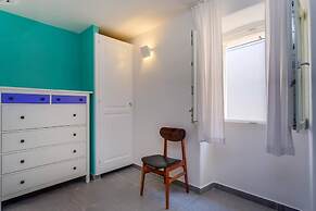 Impeccable 4-bed Apartment in Osor