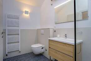 Impeccable 4-bed Apartment in Osor