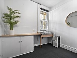 Azzurro Pod Hotel Potts Point