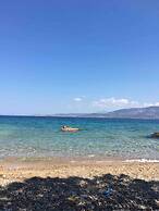 Immaculate 3-bed House in Ermioni