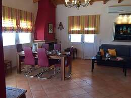 Immaculate 3-bed House in Ermioni