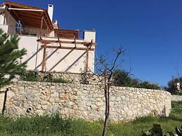 Immaculate 3-bed House in Ermioni