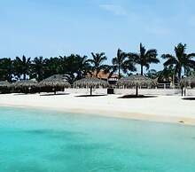 Entire 6-bedroom Villa Free Parking With Fast Wifi