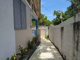 Entire 6-bedroom Villa Free Parking With Fast Wifi