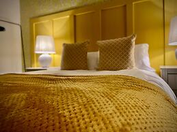 Captivating 4-bed Hot Tub House in Blackpool