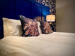 Captivating 4-bed Hot Tub House in Blackpool