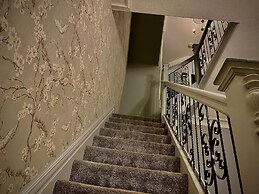 Captivating 4-bed Hot Tub House in Blackpool