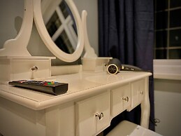 Captivating 4-bed Hot Tub House in Blackpool