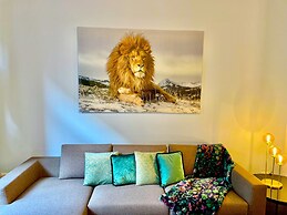 One Lux Stay near Fashion District