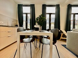 One Lux Stay near Fashion District