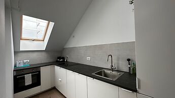 One Lux Stay near Fashion District